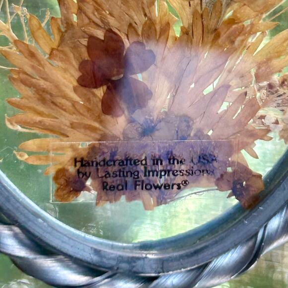 Vintage Lasting Impressions Pressed Flower Oval Glass Suncatcher – 6” x 3.5” - Picture 5 of 14